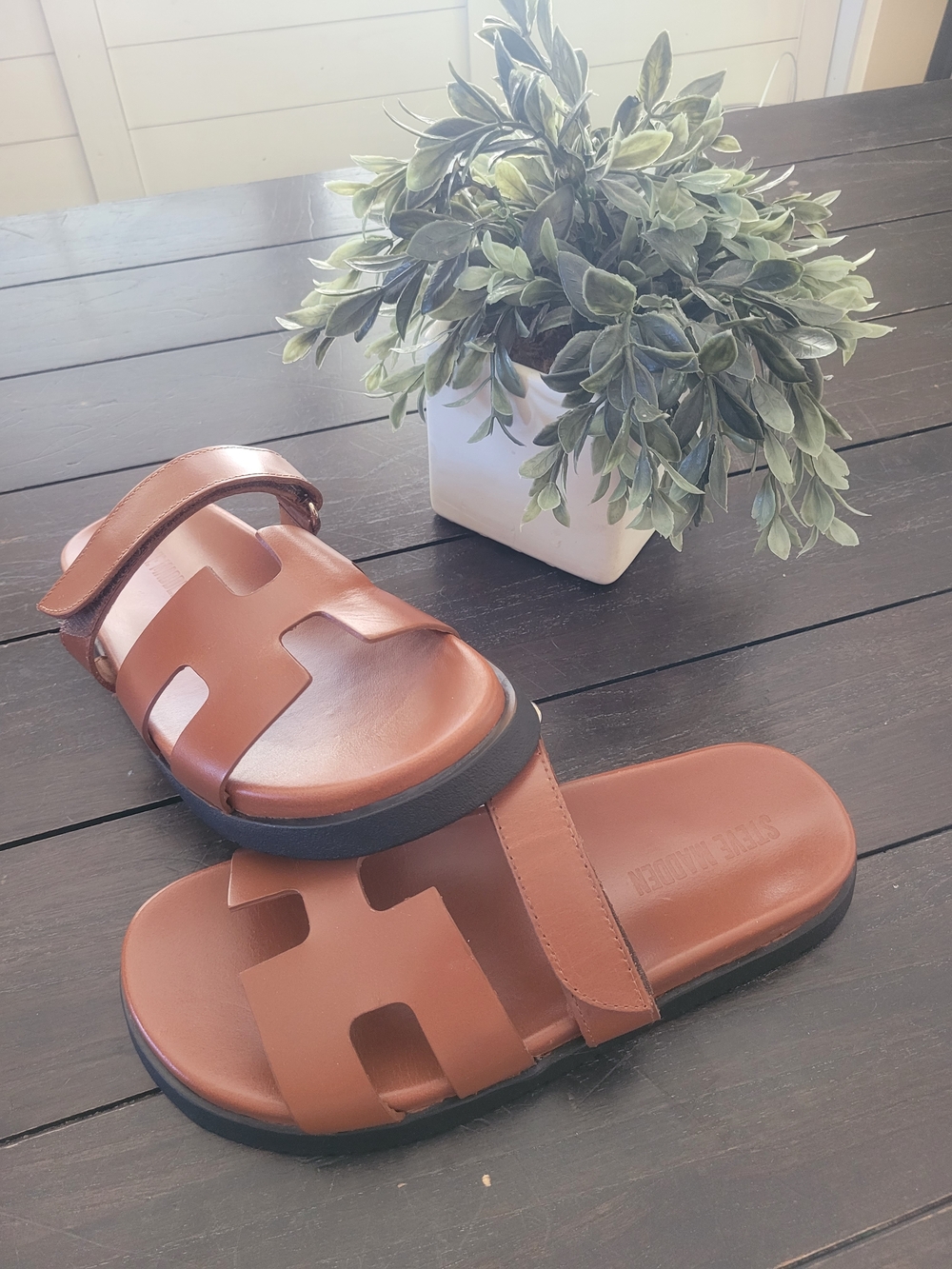 Steve Madden Camel Leather Sandal Brand New In Box - Tan 7.5
